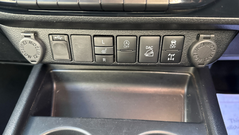 Toyota Hilux Diesel Invincible X D/Cab Pick Up 2.8 D-4D Auto